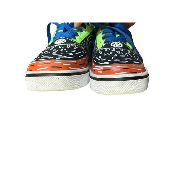 Boys Heelys Sneakers Black Blue Orange Size 2 - Picture 3 of 7